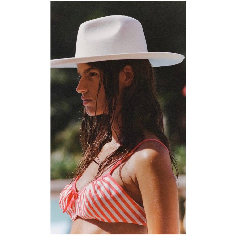 Lack of color The Melodic Fedora Ivory NWT Size Medium